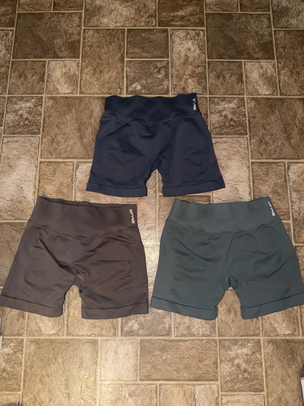 DYFNE Impact Shorts Grey, Taupe, Green